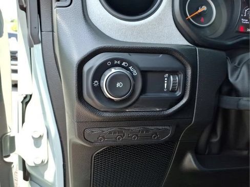 Used 2024 Jeep Wrangler Sport AWD/4WD image 22