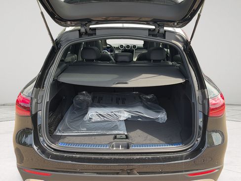 New 2026 Mercedes-Benz GLC 300 4MATIC image 21