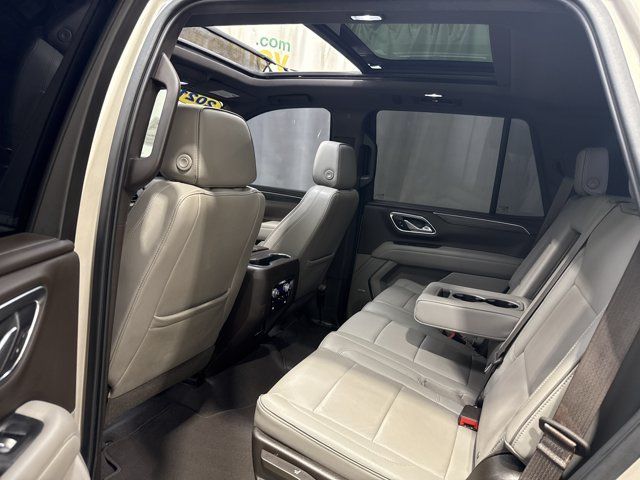 Used 2021 GMC Yukon SLT w/ SLT Premium Package AWD/4WD image 14