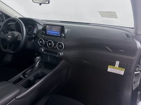 Used 2025 Nissan Sentra S FWD image 27