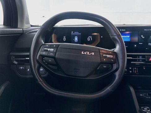 Used 2026 Kia Sportage LX AWD/4WD image 17