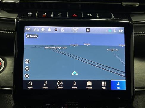 Used 2025 Jeep Grand Cherokee L Limited w/ Luxury Tech Group II image 10