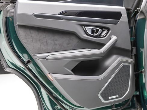 Used 2021 Lamborghini Urus image 55