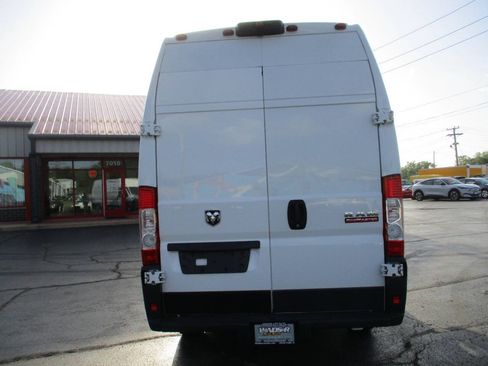 Used 2024 RAM ProMaster 3500 w/ Delivery Van Package FWD image 4