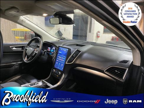 Used 2024 Ford Edge SEL w/ Convenience Package image 28