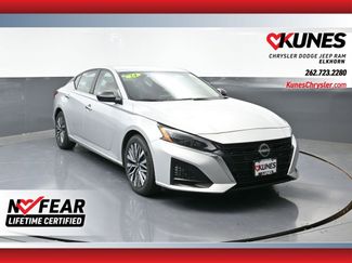 Used 2024 Nissan Altima 2.5 SV video 1