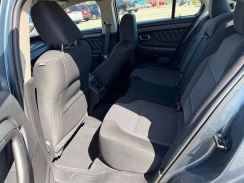 Used 2010 Ford Taurus SEL FWD image 11