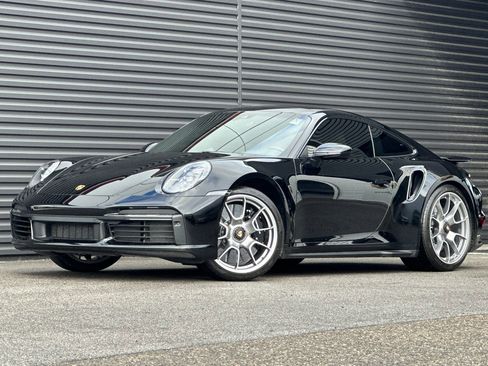 Used 2022 Porsche 911 Turbo S image 1