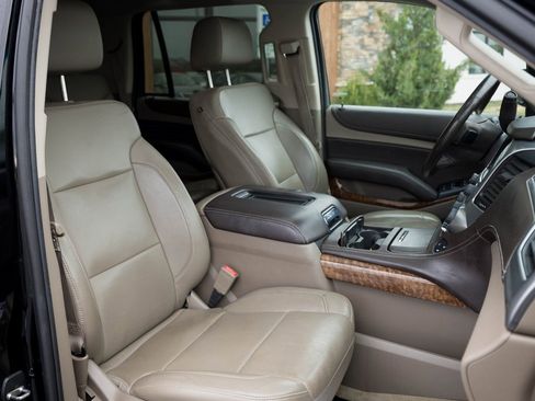 Used 2015 Chevrolet Tahoe LTZ image 38