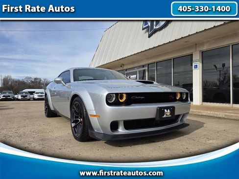 Used 2021 Dodge Challenger R/T Scat Pack image 1