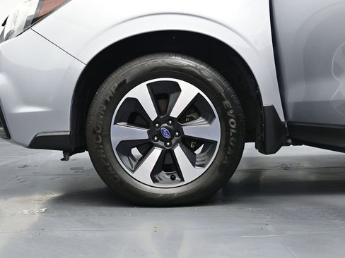 Used 2018 Subaru Forester 2.5i Limited image 16
