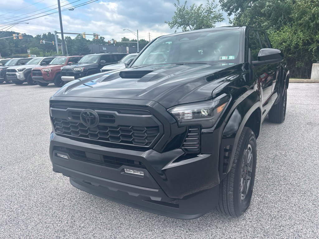 Used 2026 Toyota Tacoma TRD Sport AWD/4WD image 10