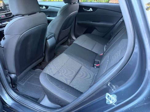Used 2019 Kia Forte S FWD image 14