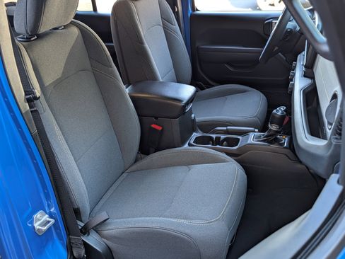 Used 2024 Jeep Wrangler Sport S image 20