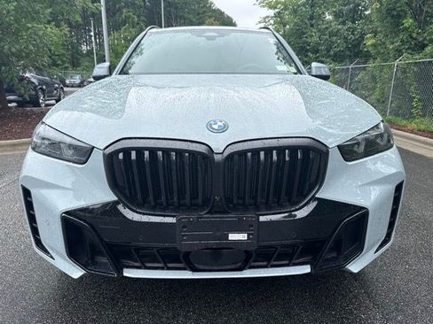 Used 2026 BMW X5 xDrive50e w/ M Sport Package AWD/4WD image 10