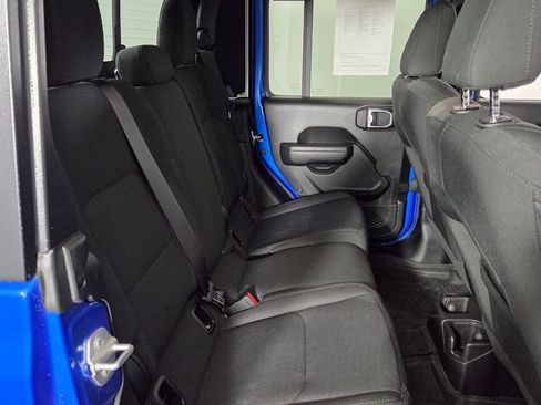 Used 2023 Jeep Gladiator Sport image 30