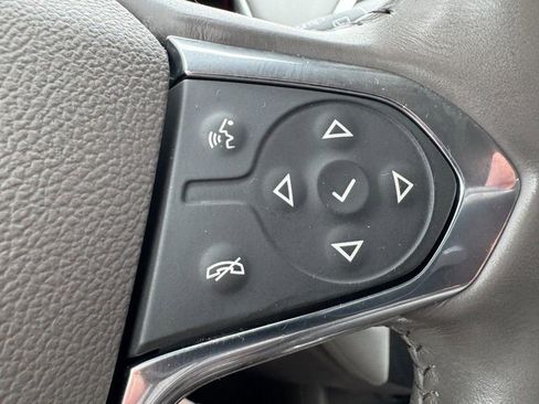 Used 2019 Chevrolet Traverse LT image 17