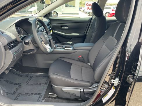 New 2025 Nissan Sentra SV w/ Trunk Package image 12