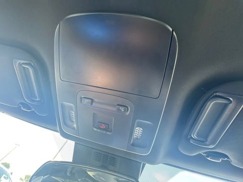 Used 2025 Toyota Camry XSE FWD image 35