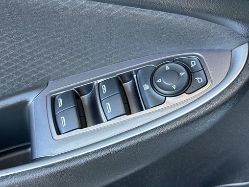Used 2023 Chevrolet Malibu LT FWD image 18