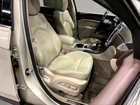 Used 2015 Cadillac SRX Luxury AWD/4WD image 29