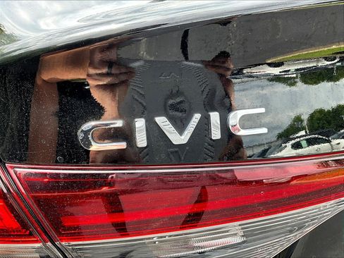 Used 2025 Honda Civic LX image 23