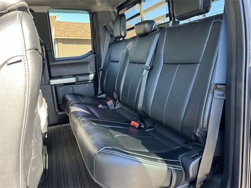 Used 2021 Ford F350 Lariat w/ Chrome Package image 25