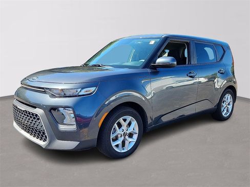 Used 2021 Kia Soul S image 3