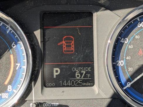 Used 2018 Toyota Corolla LE image 12