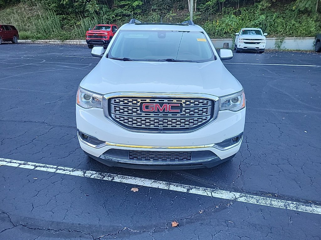 Used 2019 GMC Acadia Denali w/ Technology Package AWD/4WD image 3