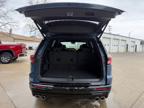 New 2026 GMC Acadia Denali Ultimate AWD/4WD image 36