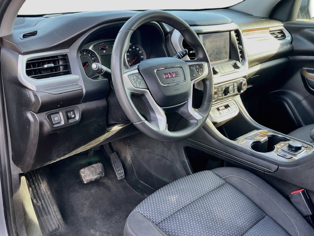 Used 2022 GMC Acadia SLE w/ Driver Convenience Package AWD/4WD image 9
