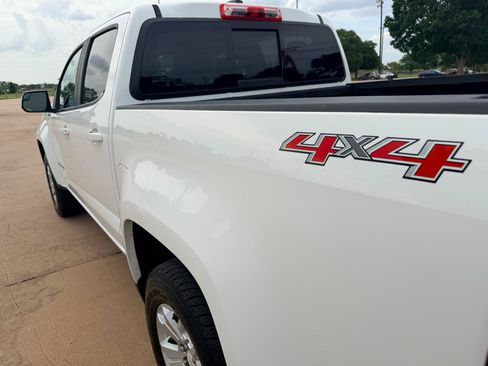 Used 2016 Chevrolet Colorado LT w/ LT Convenience Package AWD/4WD image 10