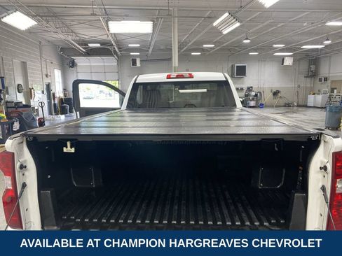 Used 2022 Chevrolet Silverado 1500 W/T w/ WT Value Package AWD/4WD image 34
