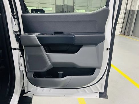 Used 2021 Ford F150 XL w/ XL Chrome Appearance Package image 33