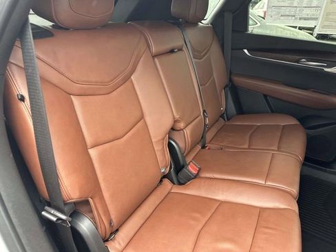 Certified 2023 Cadillac XT5 Premium Luxury w/ Technology Package AWD/4WD image 27