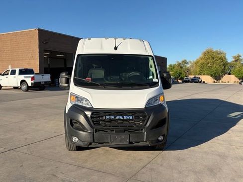 Used 2025 RAM ProMaster 2500 w/ Convenience Group image 5