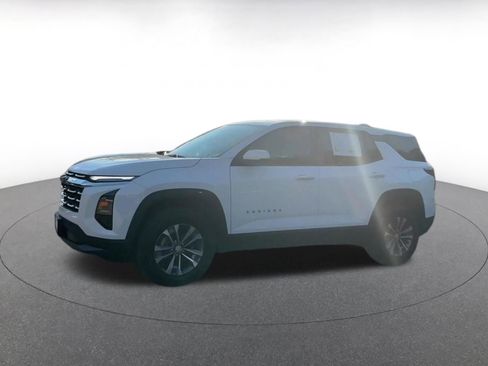 Used 2025 Chevrolet Equinox LT FWD image 8