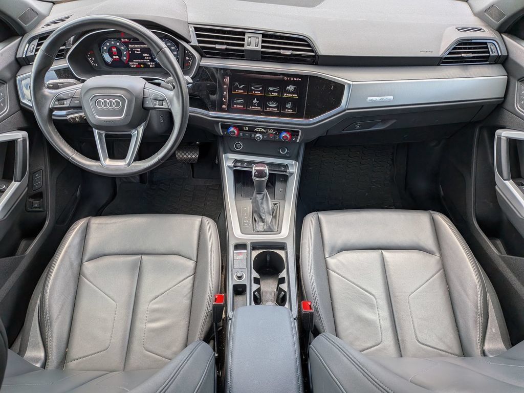 Used 2023 Audi Q3 2.0T Premium Plus w/ Premium Plus Package AWD/4WD image 27