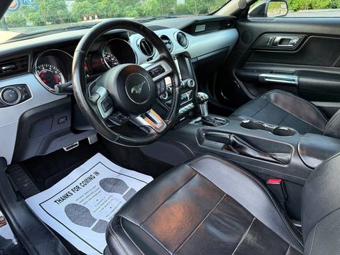 Used 2016 Ford Mustang Premium RWD image 44