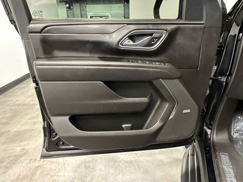 Used 2021 Chevrolet Suburban RST w/ Luxury Package image 49