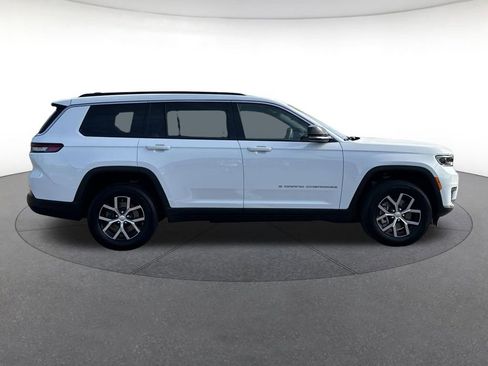 Certified 2025 Jeep Grand Cherokee L Limited AWD/4WD image 7