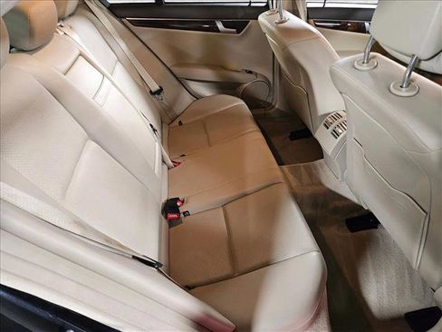 Used 2012 Mercedes-Benz C 250 C 250 Sport image 20