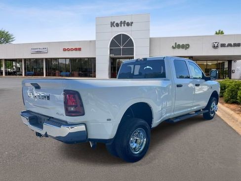 New 2026 RAM 3500 Tradesman AWD/4WD image 6