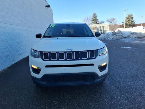 Used 2018 Jeep Compass Sport w/ Tech Group image 2