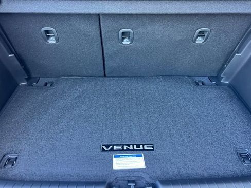 New 2026 Hyundai Venue SE image 15