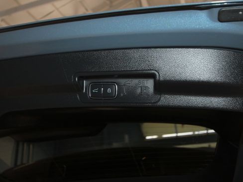 Used 2025 Ford Explorer ST-Line AWD/4WD image 39