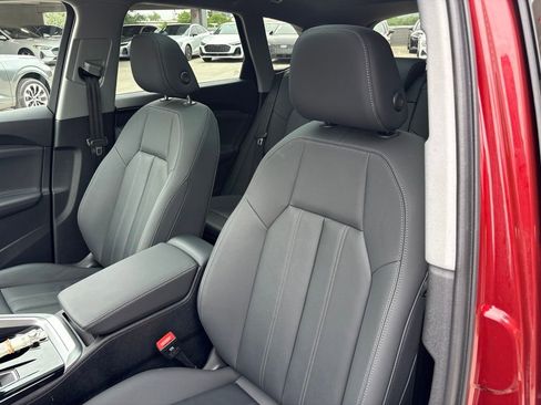 Used 2025 Audi Q5 Premium Plus w/ Premium Plus AWD/4WD image 13