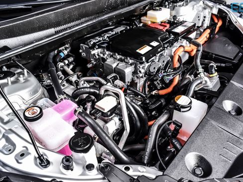 Used 2024 Toyota bZ4X XLE w/ Weather Package image 14