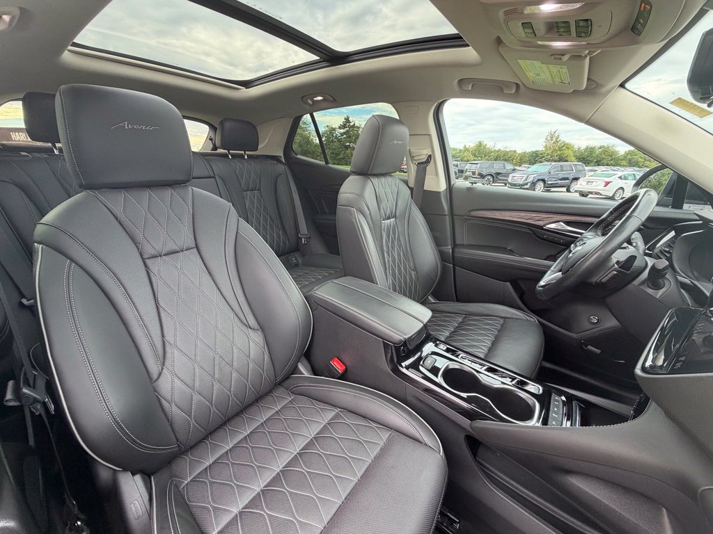 Used 2023 Buick Envision Avenir AWD/4WD image 32